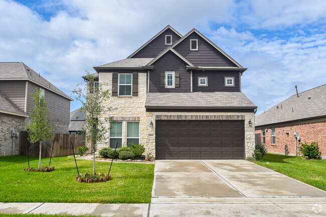 Building Photo - 14643 Twilight Knoll Trl