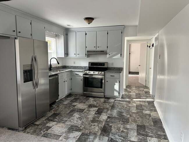 Foto del edificio - Single Family Home in Skimino Hills! Avail...