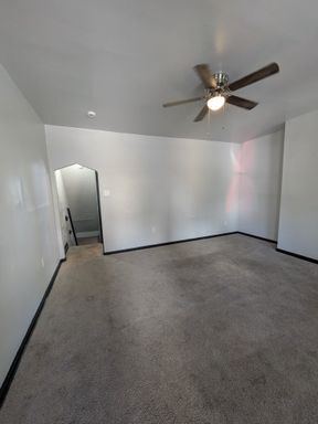 Building Photo - Newly Updated 3 bedroom in Carrick! Section 8 is considered