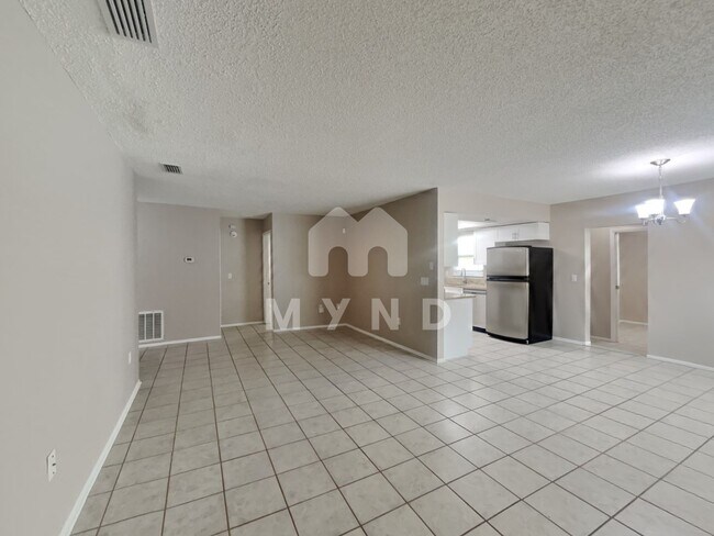 Foto del edificio - 11520 Bee Hive Ln