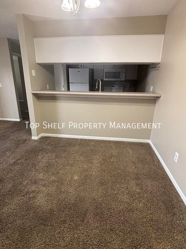 Foto del edificio - 101 NW 8th St