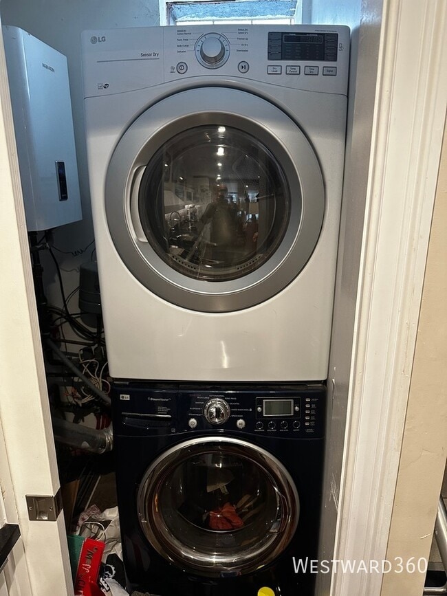 Foto del edificio - 1927 N Humboldt Blvd