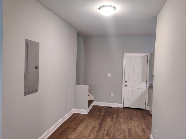 Foto del edificio - 2446 2nd St NW