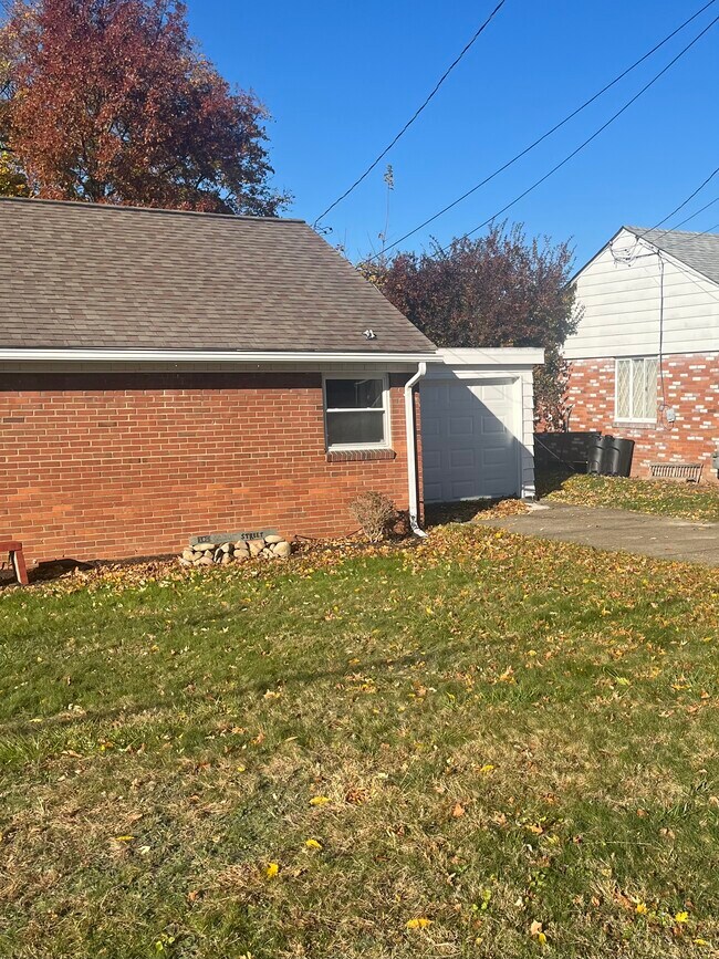 Foto del edificio - 106 Larry St