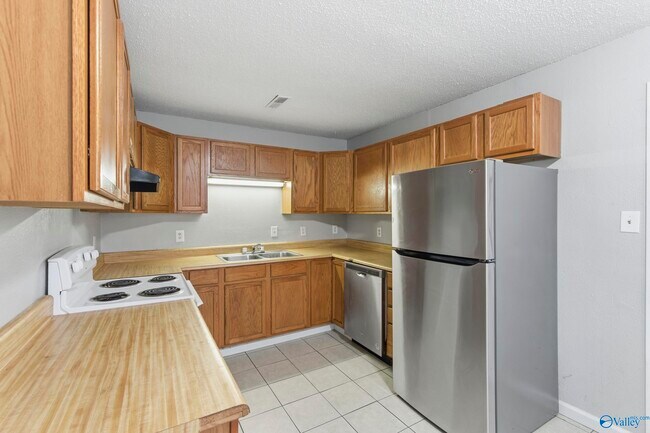 Foto del edificio - 1506 Toll Gate Rd SE