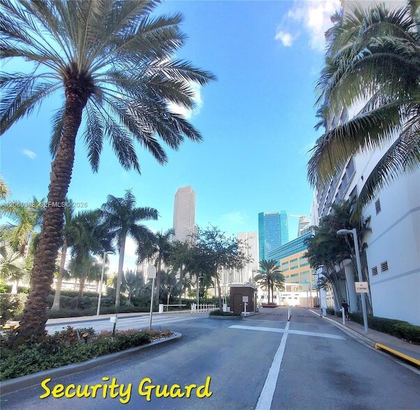 Foto del edificio - 90 SW 3rd St