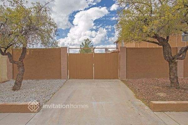 Foto del edificio - 6303 W Mescal St