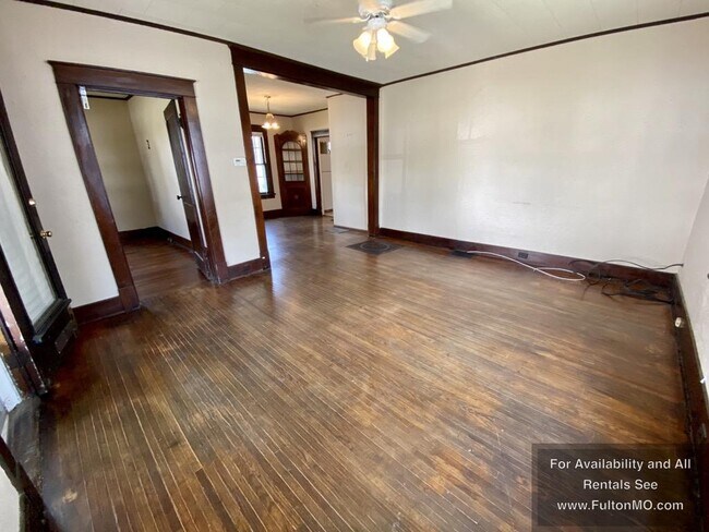 Foto del edificio - 302 West 6th Street
