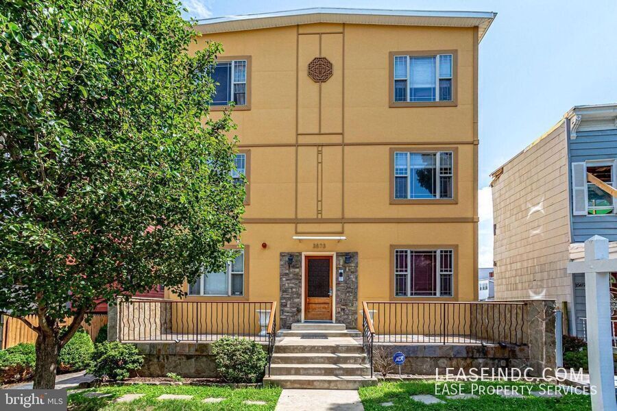 Photo - 3573 Warder Street NW-#4