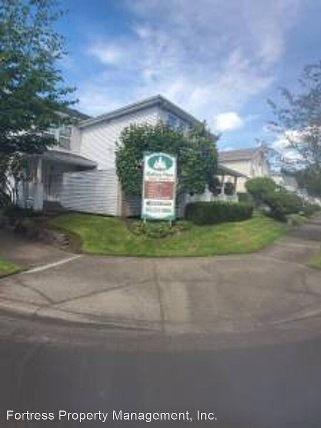 Primary Photo - 2 br, 1 bath Apartment - 8422 NE Knott Street