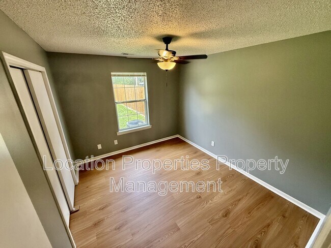 Foto del edificio - 1404 E 21st Terrace