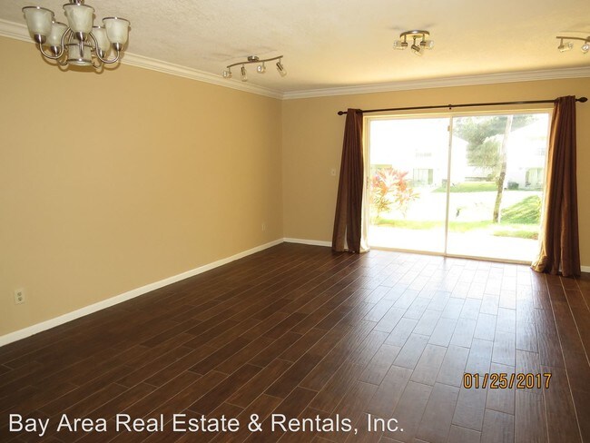 Building Photo - 5110 Sunridge Palms Dr