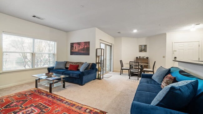 Building Photo - 3250 Eastover Ridge Dr