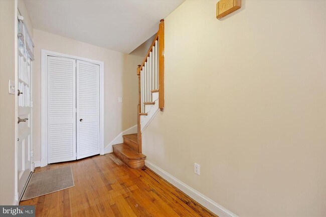 Building Photo - 11941 Goya Dr