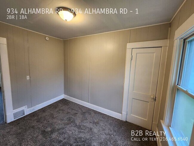 Building Photo - 934 Alhambra Rd
