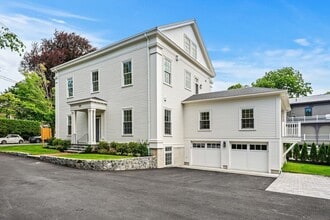 Building Photo - 64 Pleasant St