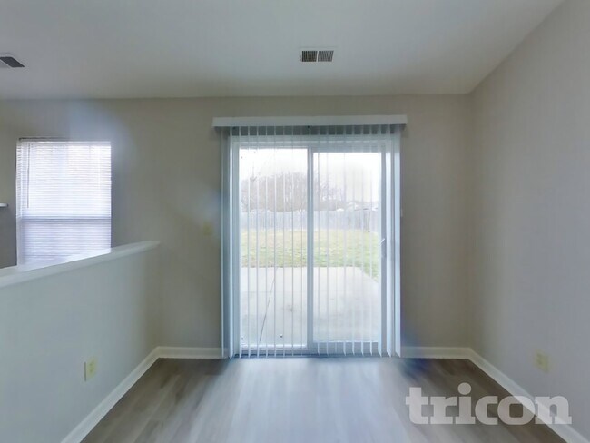 Foto del edificio - 7260 Kidwell Dr