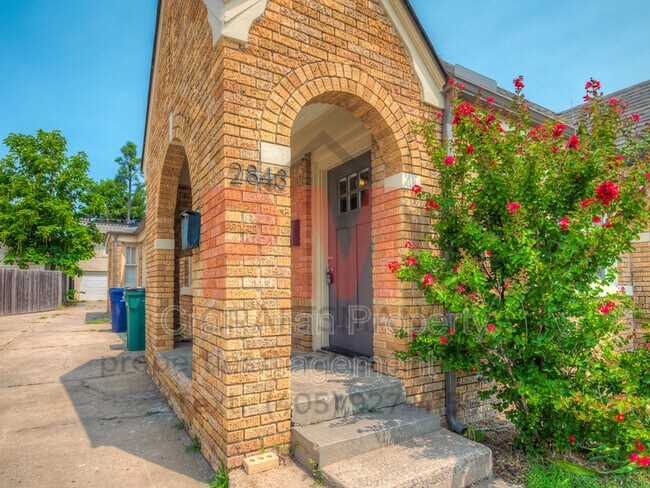 Building Photo - 2843 NW 18th St