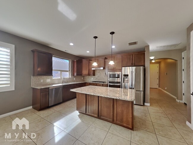 Building Photo - 264 E Mead Dr