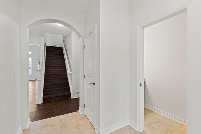 Foto del edificio - 1067 Eberton Ave