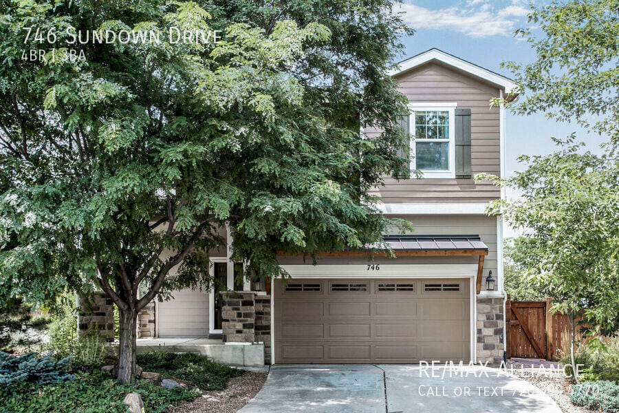 Photo - 746 Sundown Drive -