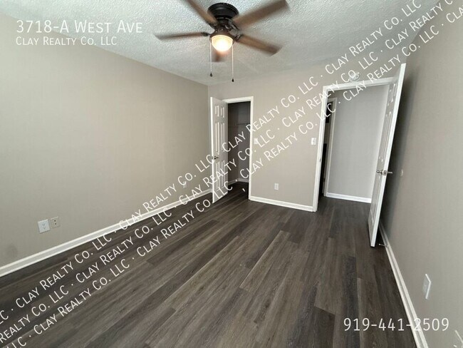 Foto del edificio - 3718-A West Ave-