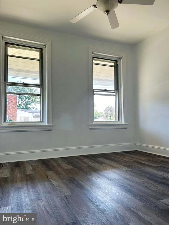 Foto del edificio - 4806 Disston St