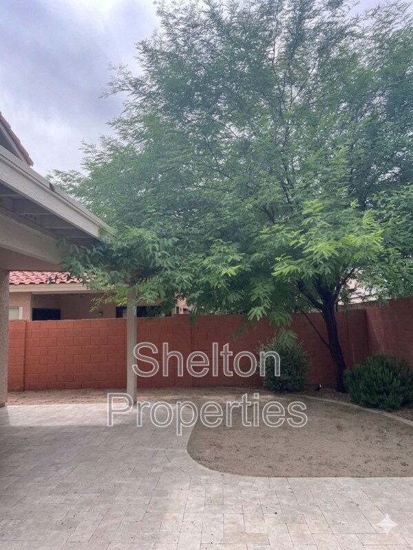 Building Photo - 7714 W Piute Ave