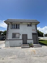 Building Photo - 219 W Dixie Hwy