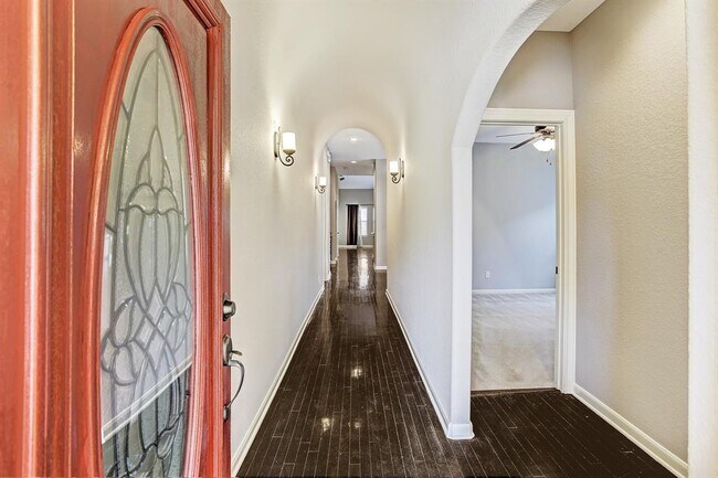 Foto del edificio - 6079 Yale St