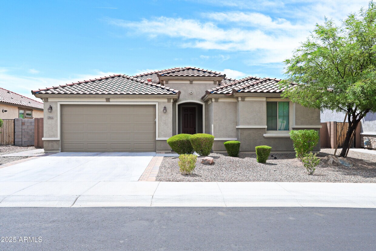 Foto principal - 7013 W Bajada Rd