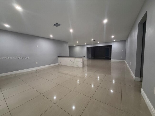 Building Photo - 45 NW 99th St