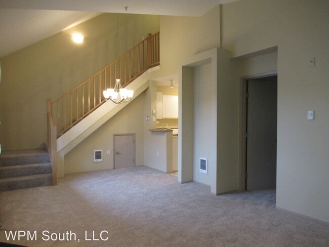 Building Photo - 2 br, 2 bath House - 11130 SE 208th St. #A204