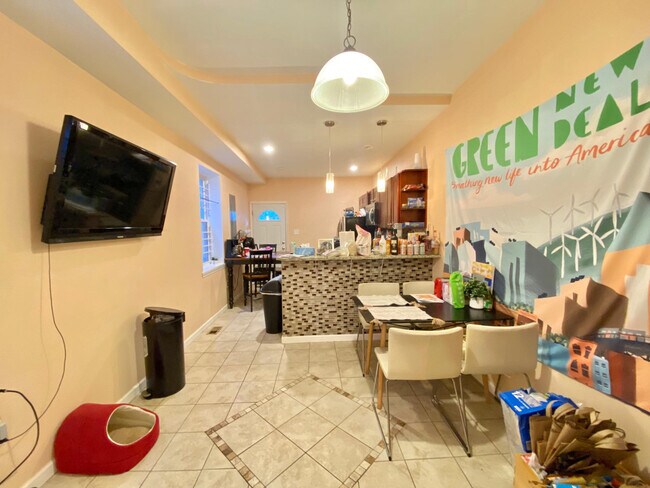 Foto del edificio - 1734 Edgley St