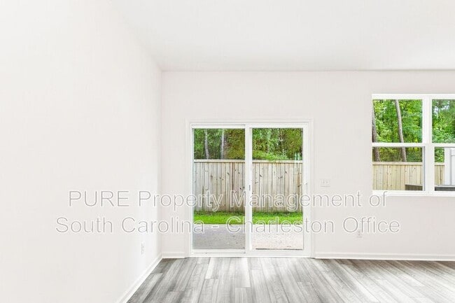 Building Photo - 1305 Scarlett Maple St
