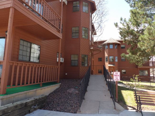 Building Photo - 2450 Palmer Park Blvd