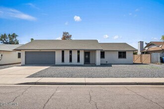 Building Photo - 17628 N 39th Ave