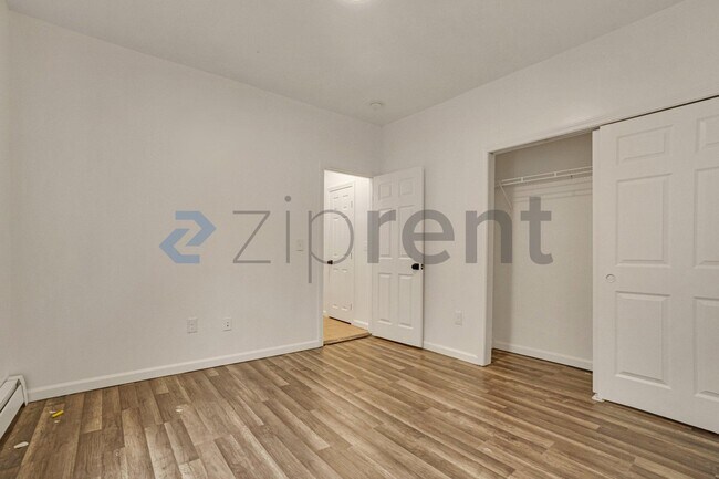 Foto del edificio - Unit 3R