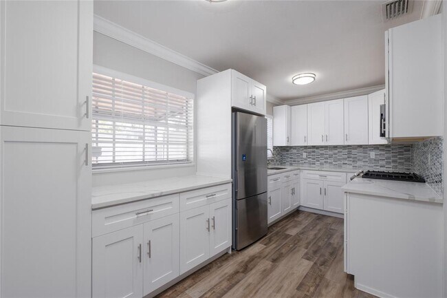 Foto del edificio - 4019 W Waterman Ave