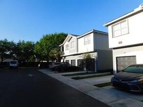 Building Photo - 3134 Grandiflora Dr