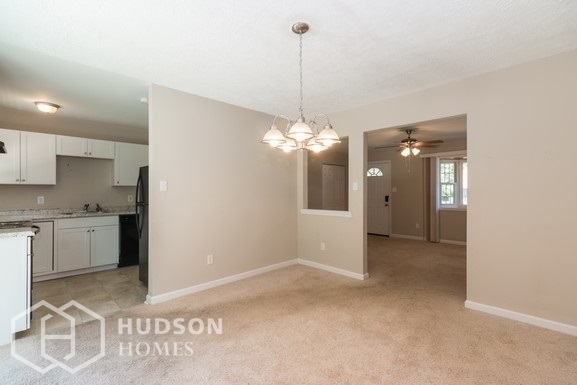 Foto del edificio - 533 Greenbriar Dr