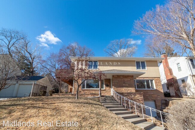 Foto del edificio - 3 br, 3 bath House - 430 N 61st St
