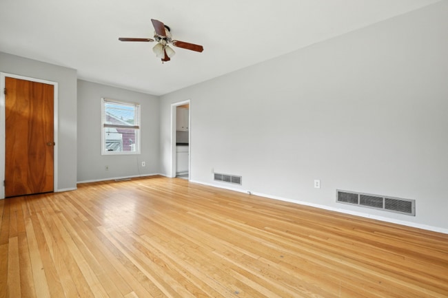Building Photo - 1193 Marble Dr