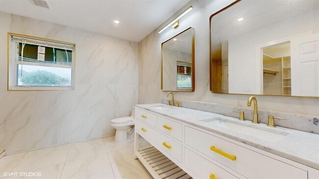 Foto del edificio - 4761 NE 28th Ave