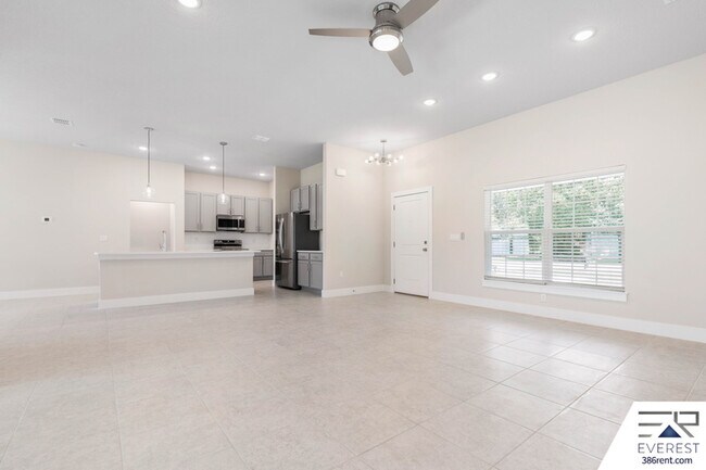 Building Photo - 58 Buttermill Dr