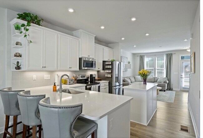 Foto del edificio - 4732 Chastain Ave