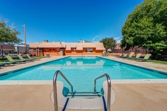 Building Photo - Paso Norte Apartments