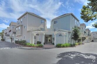 Building Photo - 606 Arcadia Terrace