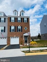 Building Photo - 8474 Craggan Ln