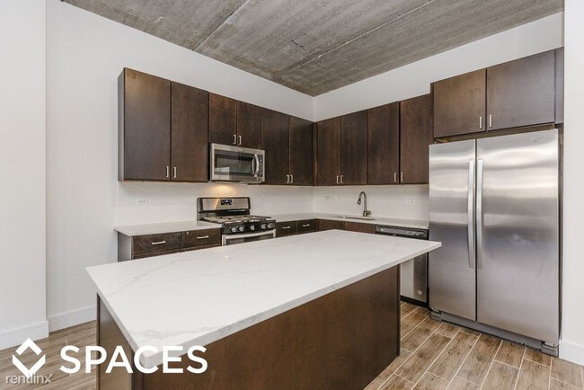 Foto del edificio - 2944 N Halsted St